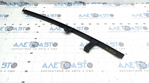 Front glass guide for the front left door of Nissan Murano 25-26