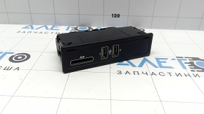 USB HUB, SD Mercedes C-class W205 16-18 scratches