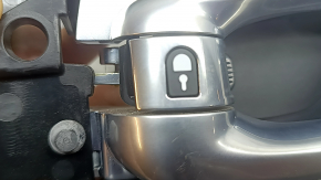 Inner rear left door handle Jeep Compass 22-26 chrome, scratches