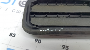 Left ventilation shield Mercedes C-class W205 300/350e/350h/400 16-21 broken mount