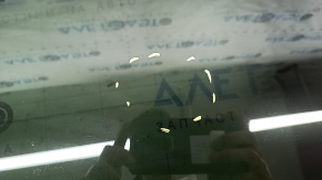 Nissan Murano 25-26 front panoramic glass scratches