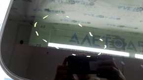 Nissan Murano 25-26 front panoramic glass scratches