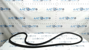 Nissan Murano 25-26 tailgate seal