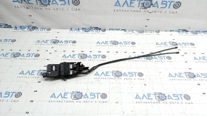 Foot-operated trunk opening sensor for Toyota Highlander 20-23 with a bracket for a towbar, the bracket is broken