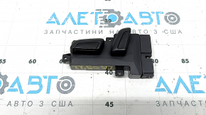 VW Taos 22-25 driver's seat control with black buttons