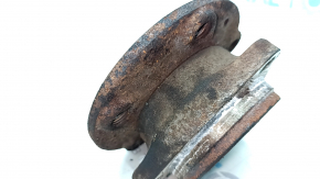 Front right hub VW Taos 22-25 rusty