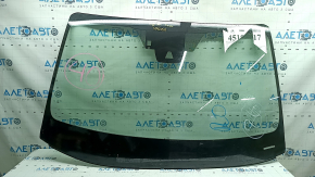 Toyota Highlander 20-23 hybrid windshield with camera, heated wiper area and rain sensor