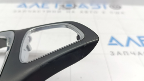 The steering wheel cover of the Mercedes C-class W205 16-18 has peeled off