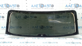 Rear window of the trunk door of VW Taos 22-25 tinted, corrosion of heating threads