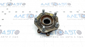 Front right hub Nissan Murano 25-26