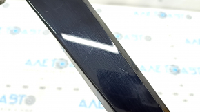 Right trunk door spoiler trim VW Taos 22-25 black gloss, micro scratches