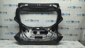 The trunk door is bare Nissan Kicks 21-25 rest, dent, scratches