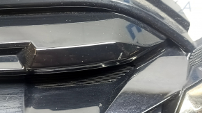 Radiator grille Nissan Kicks 21-24 SR under the camera, chrome molding, sand, scratches