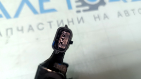 Nissan Kicks 18-24 hood lock