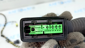 Wiring for the front left door of a Porsche Macan 15-26 for keyless entry