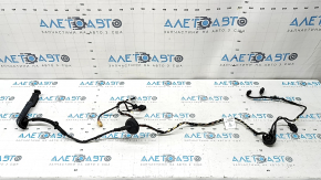 Wiring for the rear left door of a Porsche Macan 15-26 for keyless entry