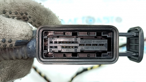 Wiring for the rear left door of a Porsche Macan 15-26 for keyless entry