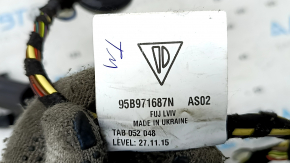 Wiring for the rear left door of a Porsche Macan 15-26 for keyless entry