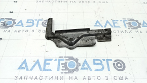 VW Taos 22-25 front battery mount