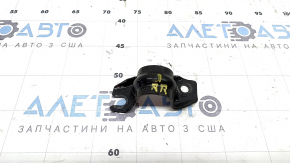 Right rear stabilizer bar mounting bracket Nissan Murano 25-26
