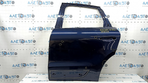 The door is bare, rear left, Porsche Macan 15-26 blue N5, dent, bumps