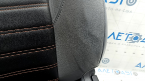 Driver's seat for Nissan Kicks 18-25 with airbag, mechanical, heated, grey and black leather, grey and red stitching, BOSE, scratches, cracks on the leather, worn, dented, needs cleaning
