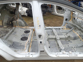 The central right body pillar of Nissan Murano 25-26 on the body