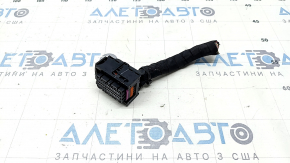 The chip for the ECU block of the VW Taos 22-24 engine computer is small
