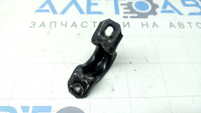 Right front stabilizer bar mounting bracket Nissan Kicks 18-24