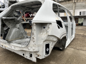 Quarter wing rear right VW Taos 22-25 on the body, white, pokes