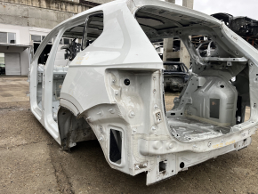 Quarter wing rear left VW Taos 22-25 on the body, white, pokes