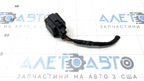 Chip on the VW Taos 22-25 windshield heating relay