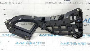 Right rear bumper mount Porsche Macan 15-21 crack in mount, mount broken