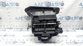 The stove body is bare, ventilation Nissan Murano 25-26