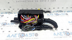 Right underhood relay block complete Nissan Murano 25-26