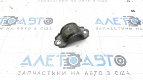 Front stabilizer bar mounting bracket right Porsche Macan 15-18 type 2
