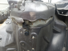 Front right quarter of Toyota Highlander 20-26 hybrid, graphite, on the body, the glass is torn off