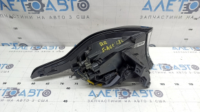 Outer right wing light Kia Sportage 23-25 halogen, in glue