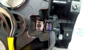 Outer right wing light Kia Sportage 23-25 halogen, in glue