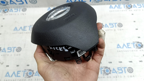 Airbag in the driver's steering wheel of Nissan Kicks 18-24, scuffs, scratch on chrome