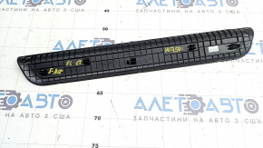 Outer front left threshold trim Kia Sportage 23-26 black, scratches