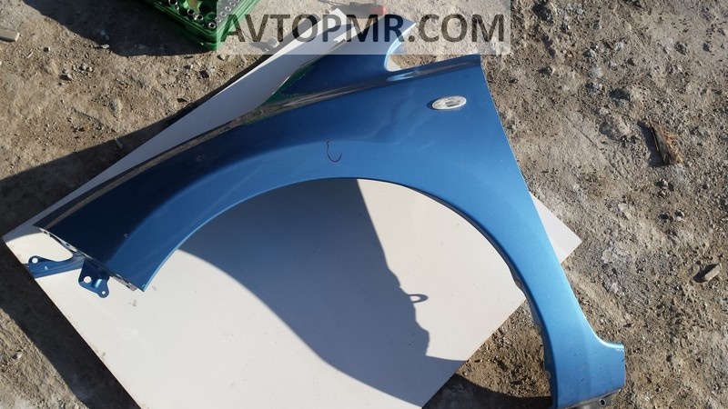 Front left fender for Nissan Leaf 11-12 under turn signal