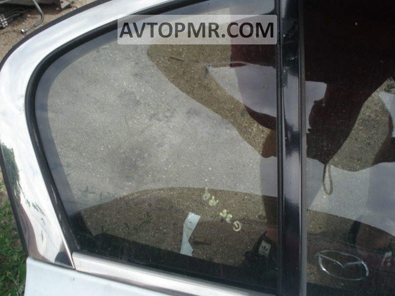 Infiniti FX35 FX45 03-08 rear right triangle door glass