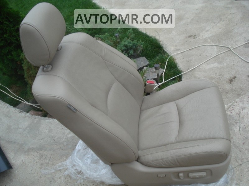 Passenger seat Lexus RX300 RX330 RX350 RX400h 04-09 without airbag, beige leather