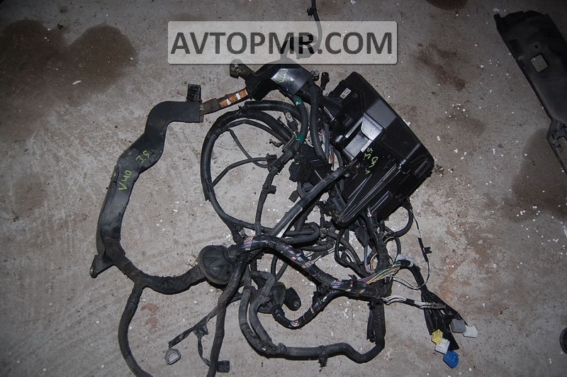 Underhood wiring with fuse box for Toyota Camry v40 3.5