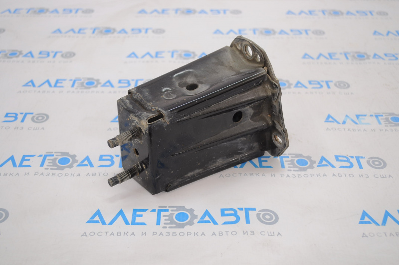 Left rear bumper reinforcement fang for Toyota Prius V 12-17
