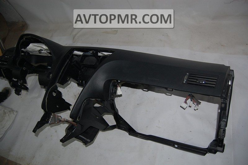 Lexus GS300 GS350 GS430 GS450h 2006-2007 black dashboard without airbag