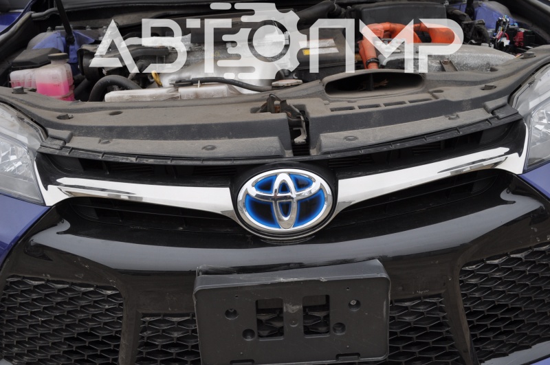 Toyota Camry V55 15-17 USA Hybrid Grille with Emblem