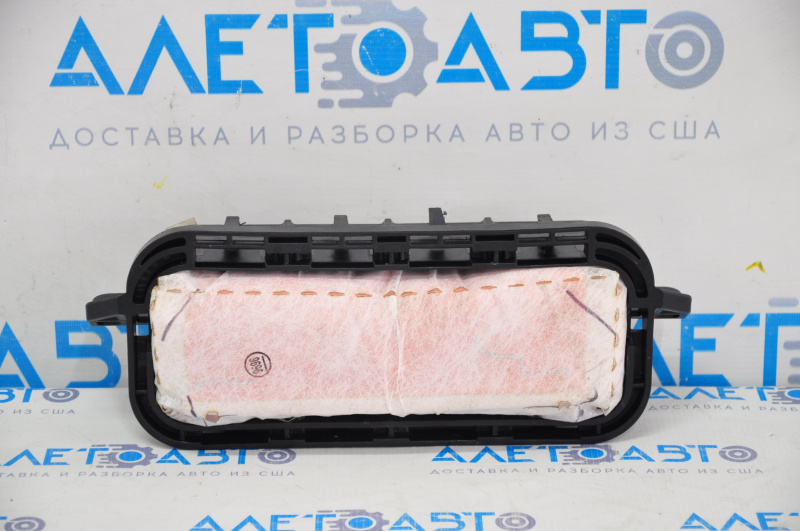 Chevrolet Malibu 16-23 passenger airbag in the dashboard