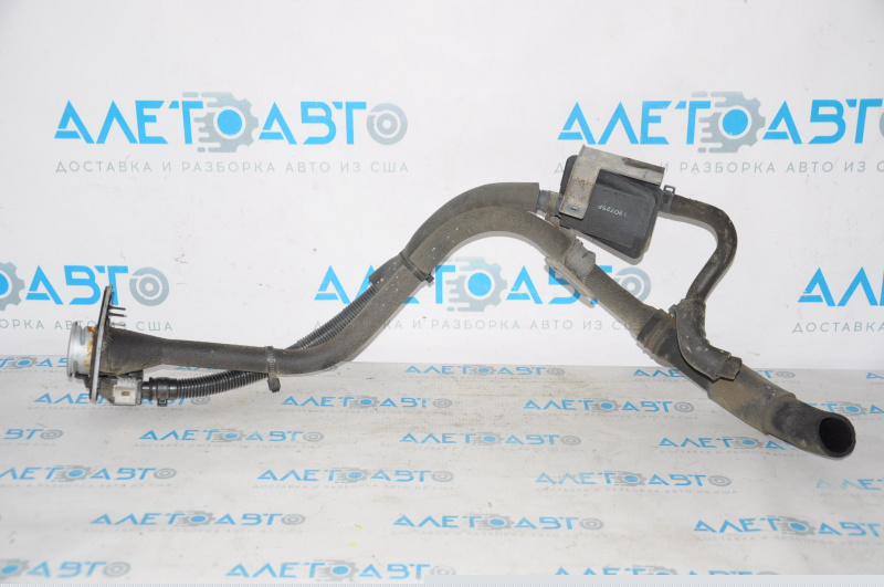 Fuel filler neck for the Hyundai Sonata 11-12 hybrid